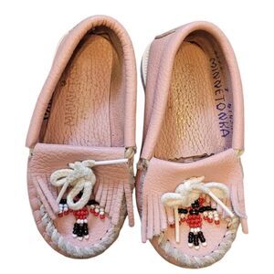 Minnetonka Pink Kids Moccasins